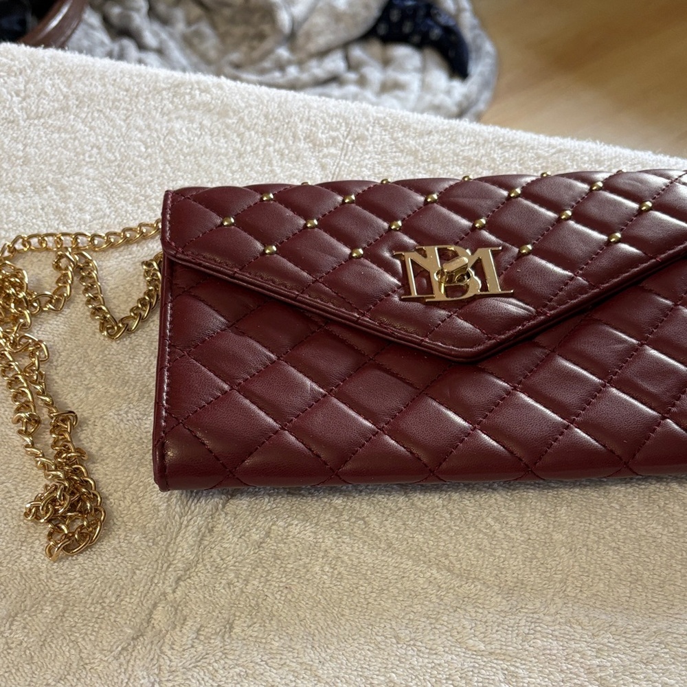 Badgley Mischka Plum Quilted Chain Crossbody Used Once